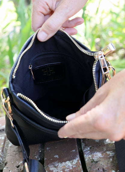 Briggs Crossbody BLACK